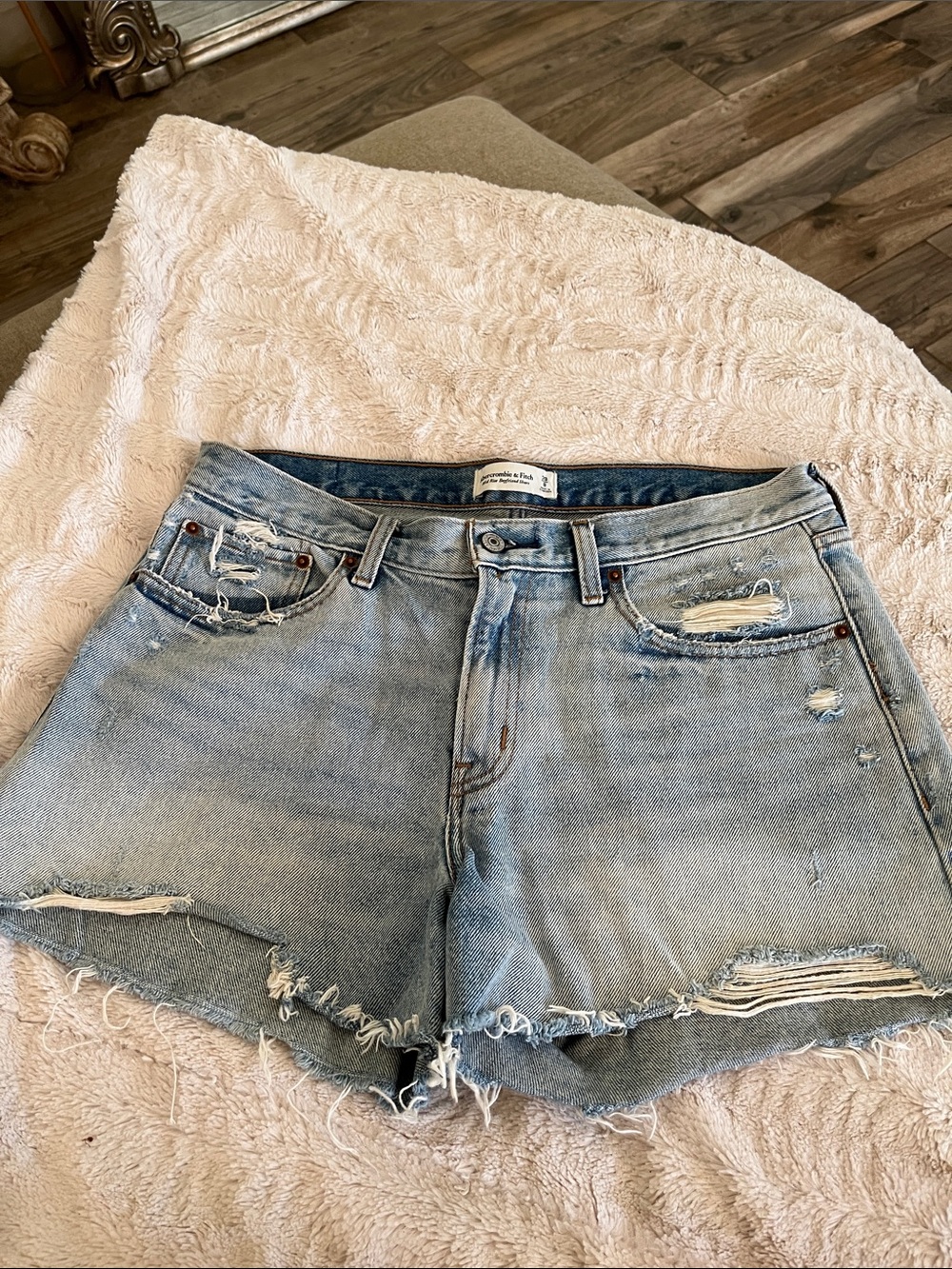 Abercrombie & Fitch Mid rise Boyfriend Distressed Denim Shorts
